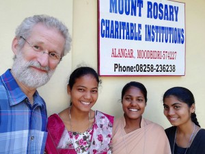 Alfons Rasche, Anupriya, Schwester Shanthi und Jyothika